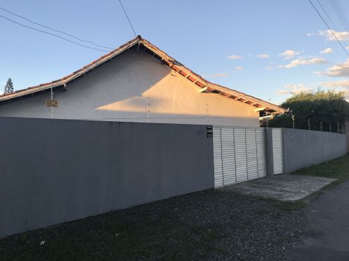 Fachada Ampla casa em Cordeiros - Itajaí